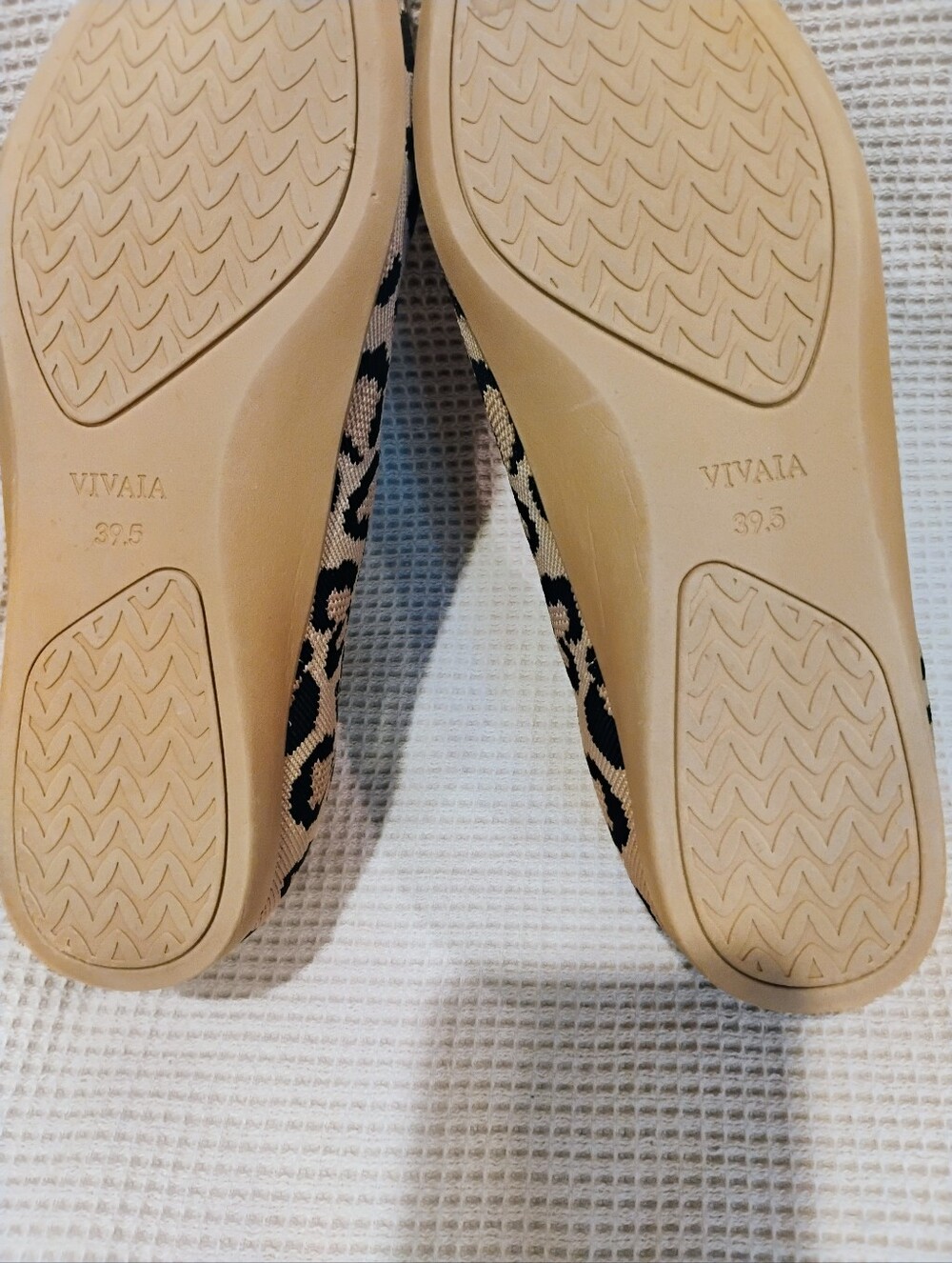 Vivaia Women’s Lightweight Pointed Toe Aria Walker Leopard Flats 39.5 / US 8.5 - Picture 7 of 12